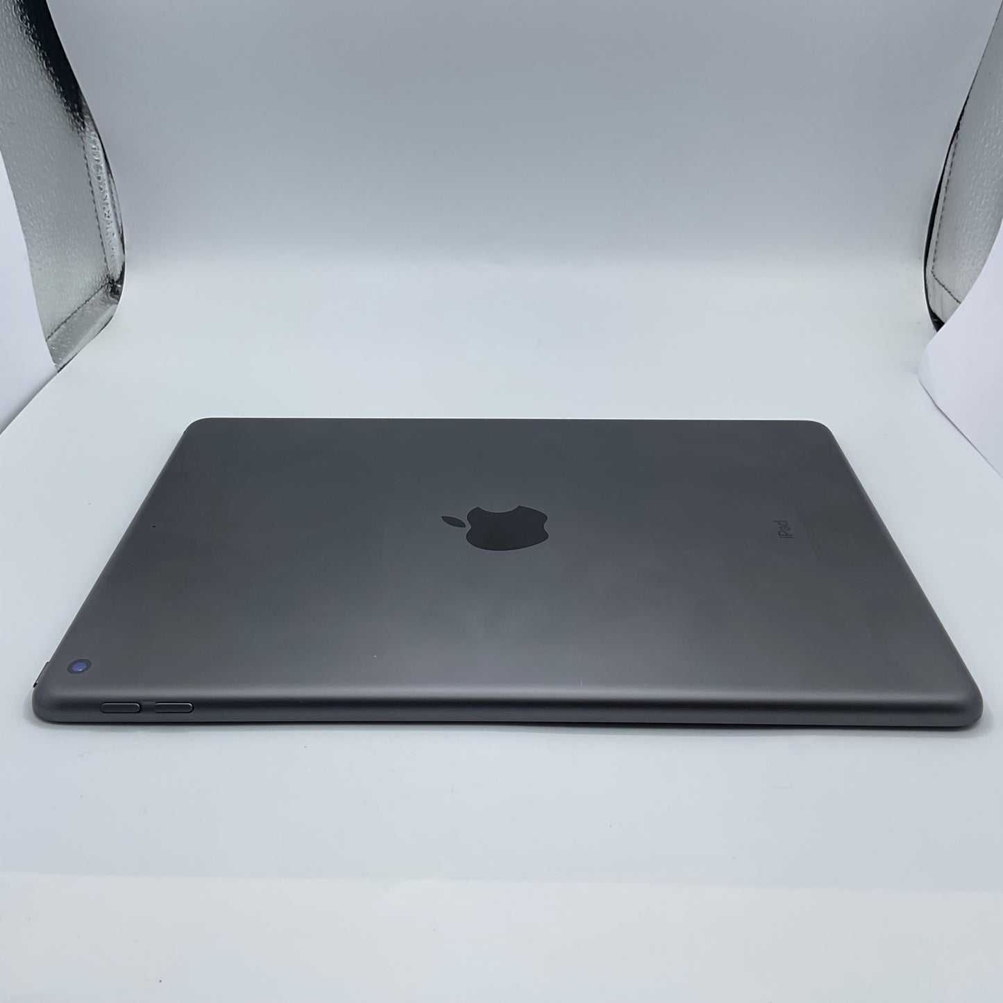 Apple iPad 9th Gen (A2602)-10.2" 64GB - Space Grey, Grade C, WiFi, 100% Battery