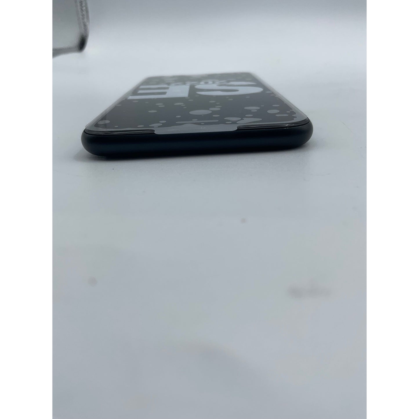 Apple iPhone SE (2nd Generation) 64GB Black, Unlocked B