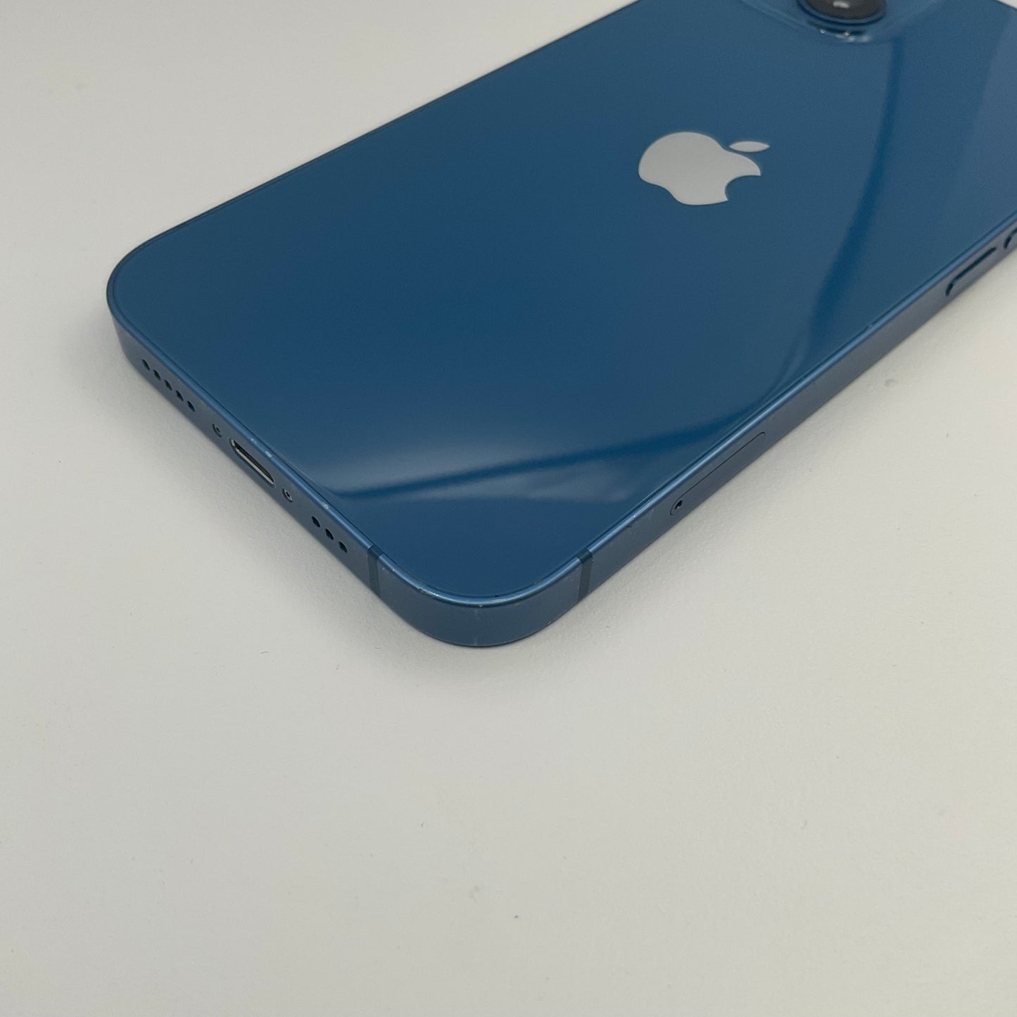 Apple iPhone 13 128GB Blue, Unlocked Grade B