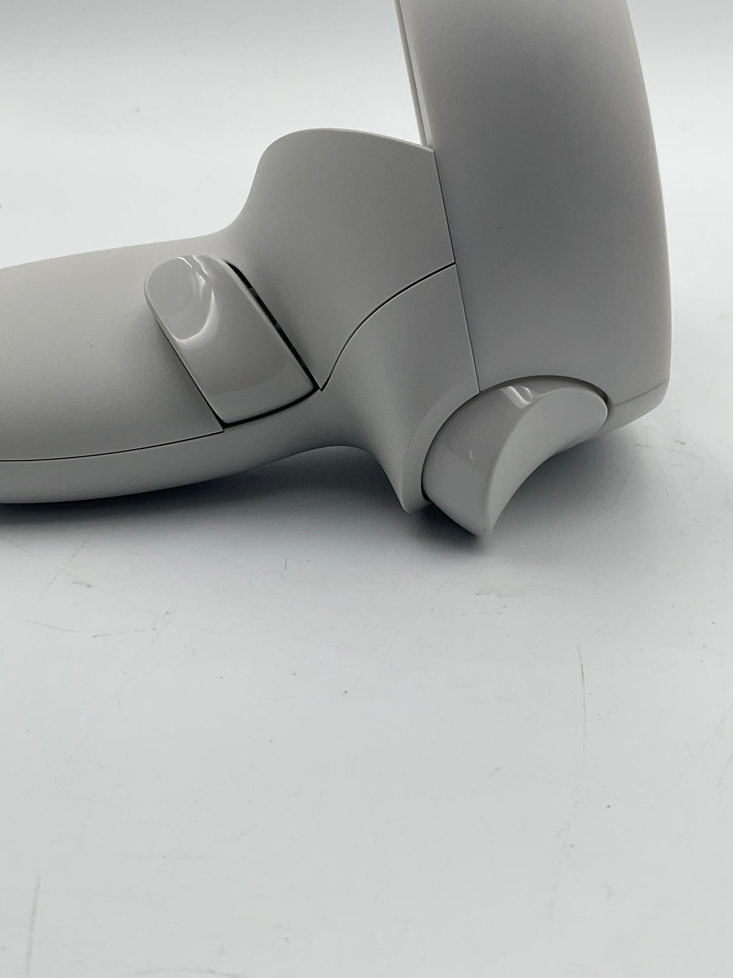 Meta Quest 2 controller (left)