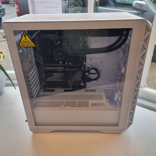 Ryzen 9 7950x3D 16-core, 32 GB Ram DDR 5 CorVeng 5200 Gaming/work PC