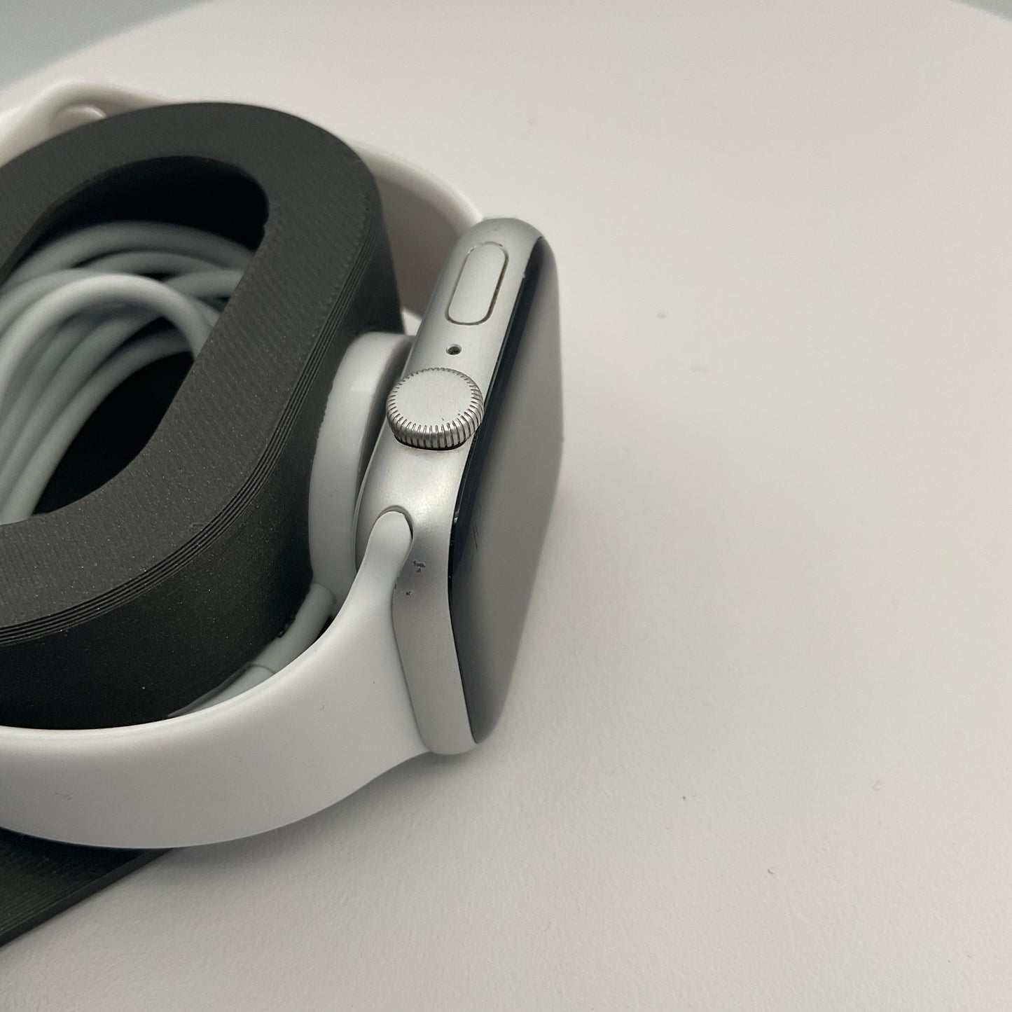 Apple Watch SE 2nd Gen 44mm Grade B