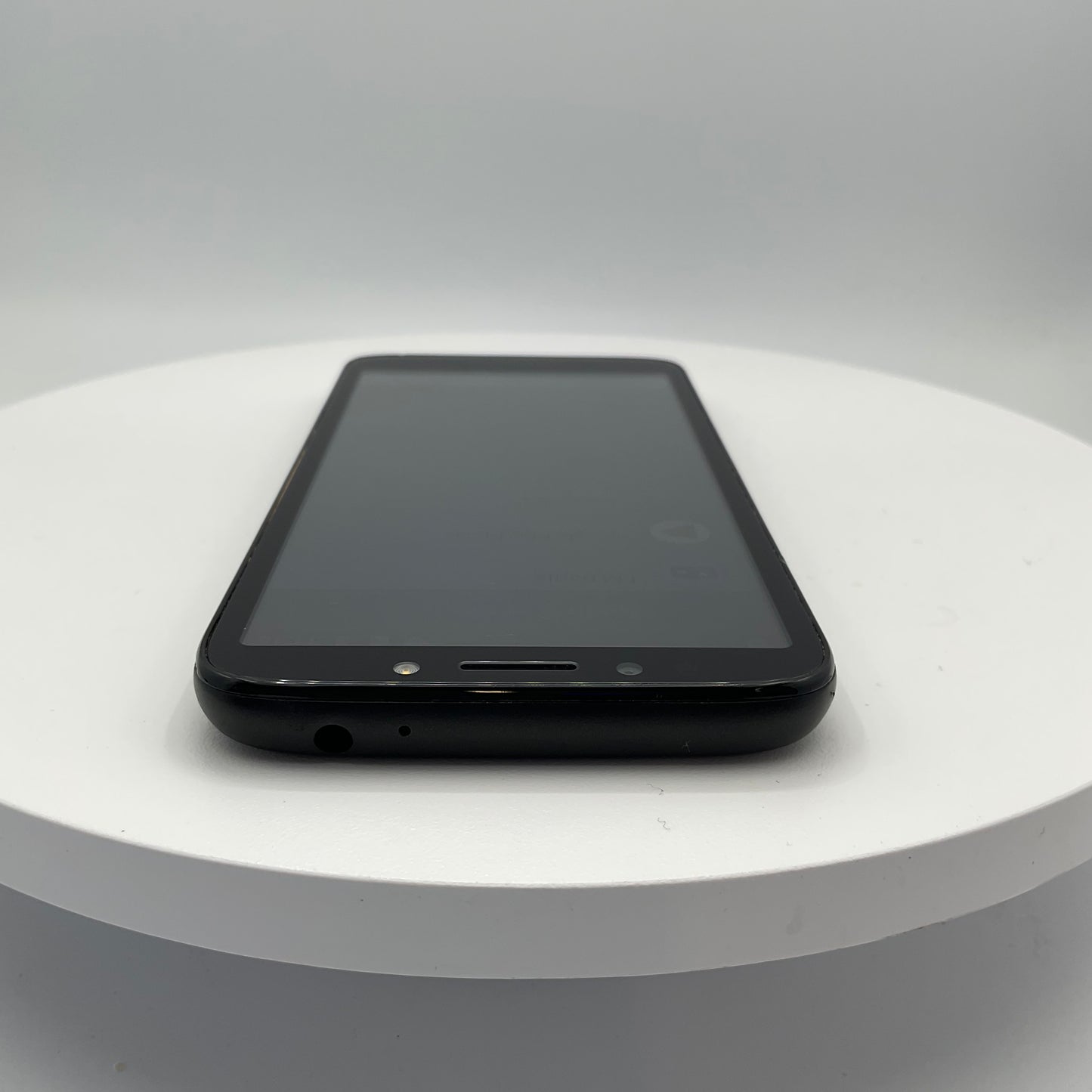 Motorola Moto E5 Play 16GB Black, Unlocked Grade B