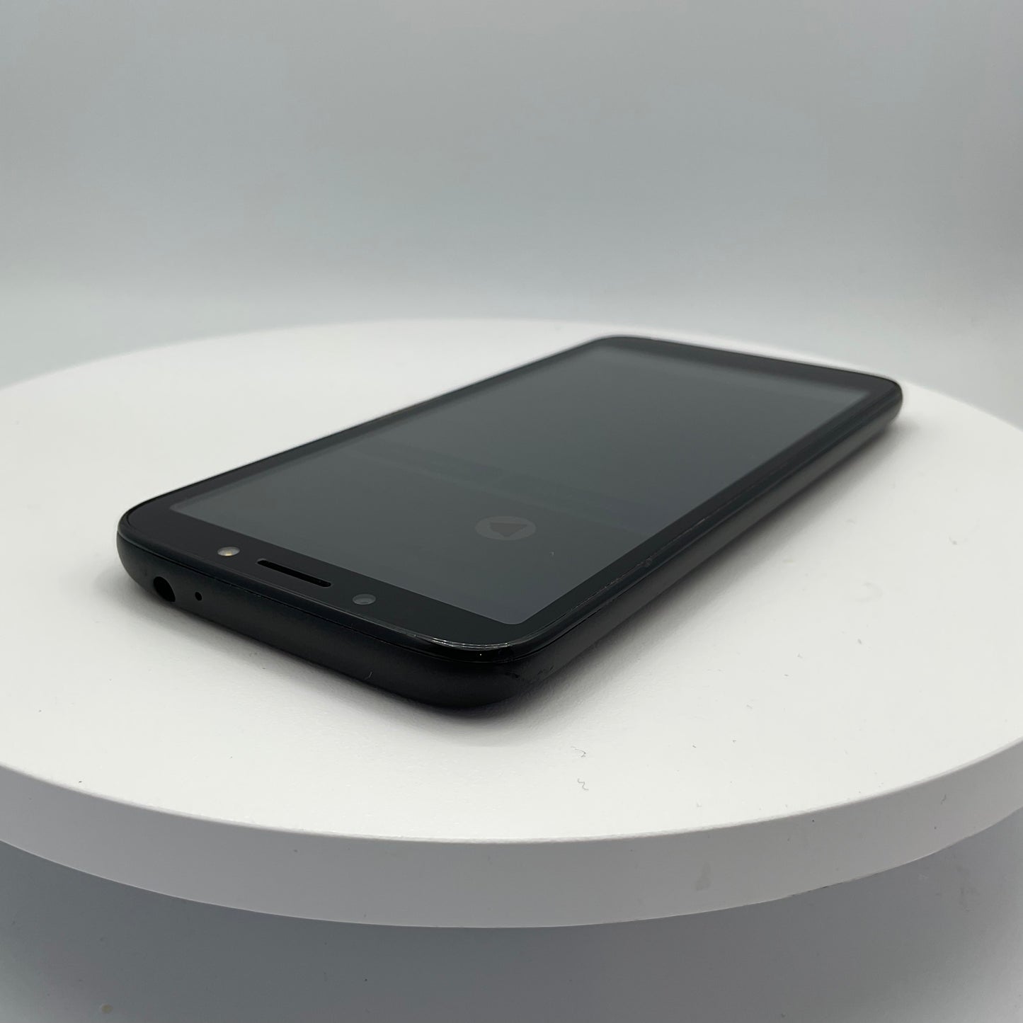 Motorola Moto E5 Play 16GB Black, Unlocked Grade B