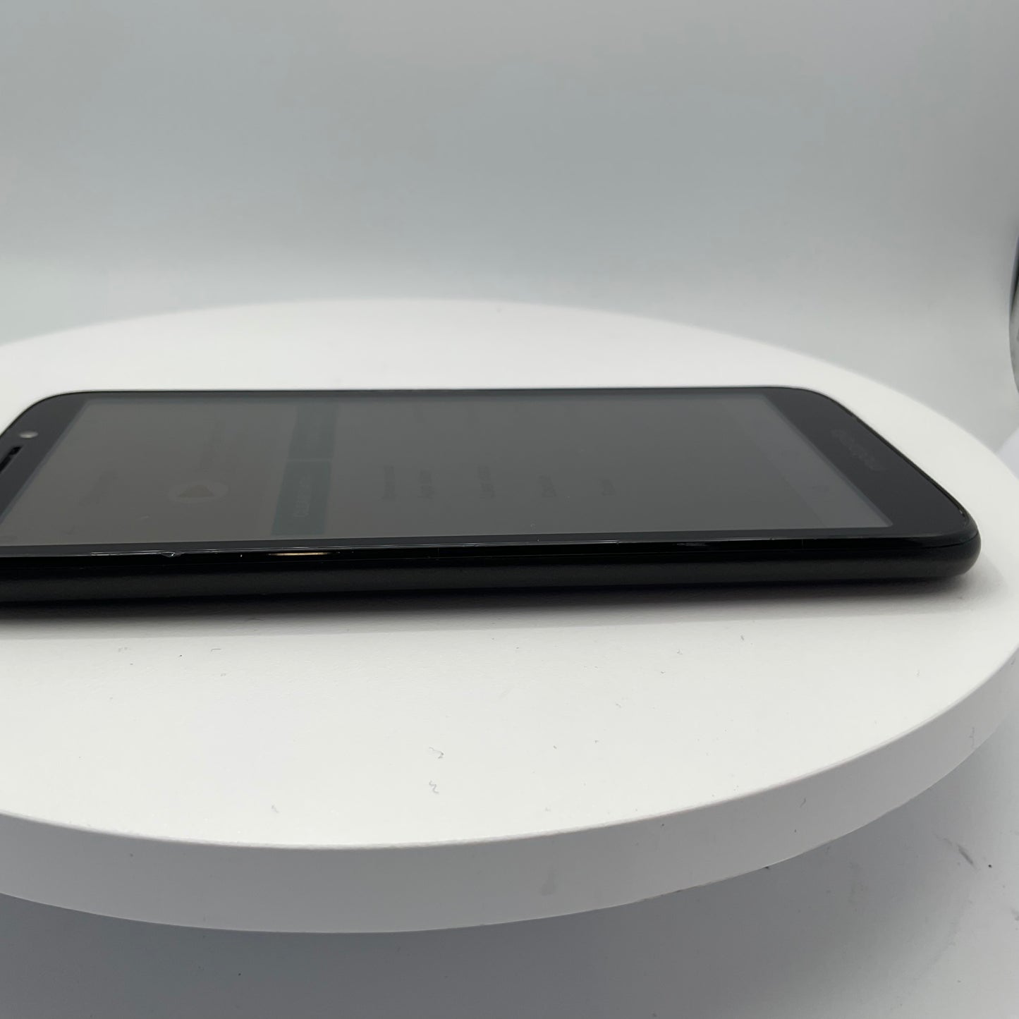 Motorola Moto E5 Play 16GB Black, Unlocked Grade B