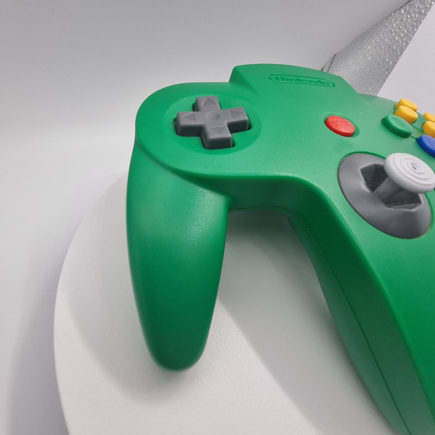 Green Nintendo 64 controller Grade B