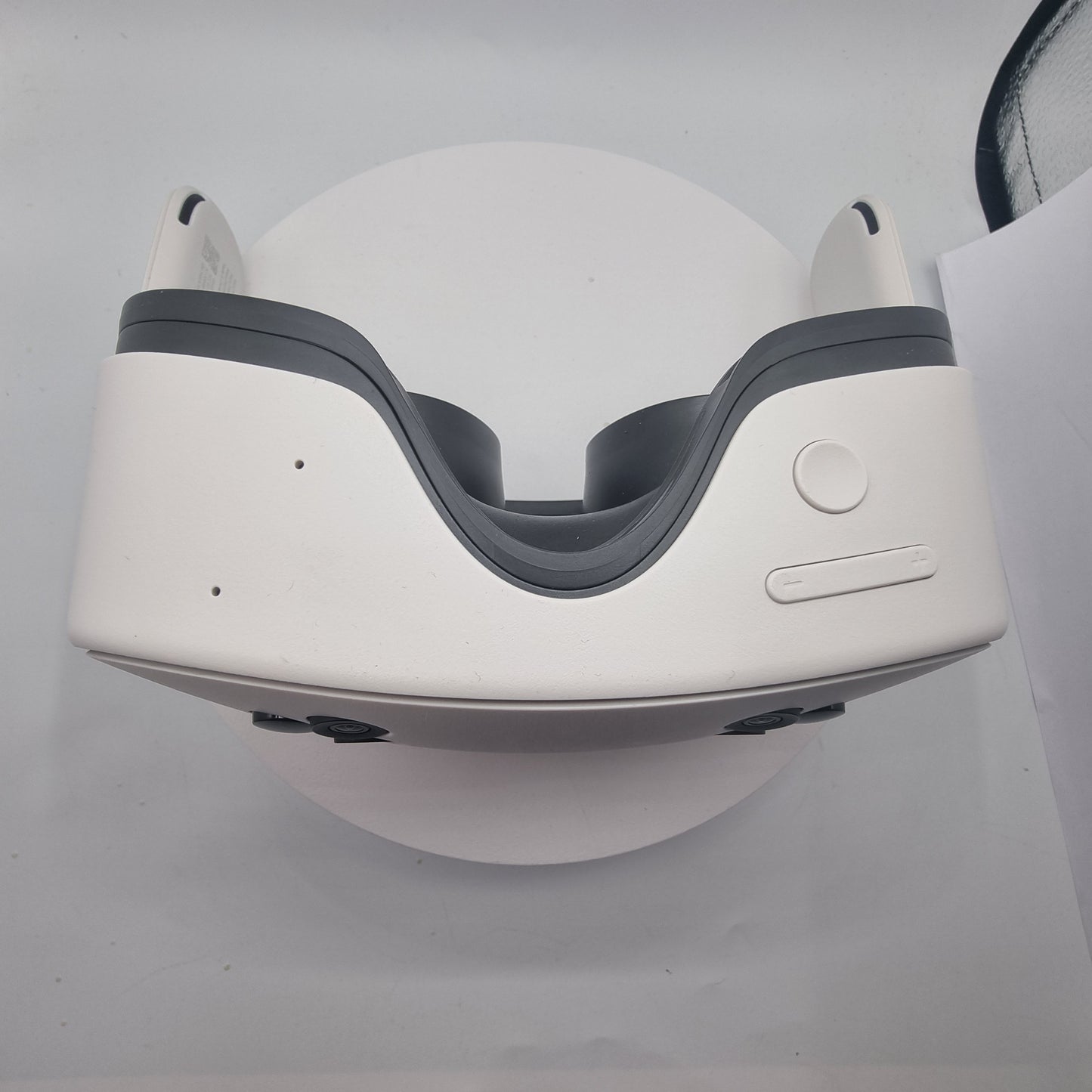 Meta Quest 3S VR Headset, Controllers, Hard Case and Extra Battery packs  - 128GB, A