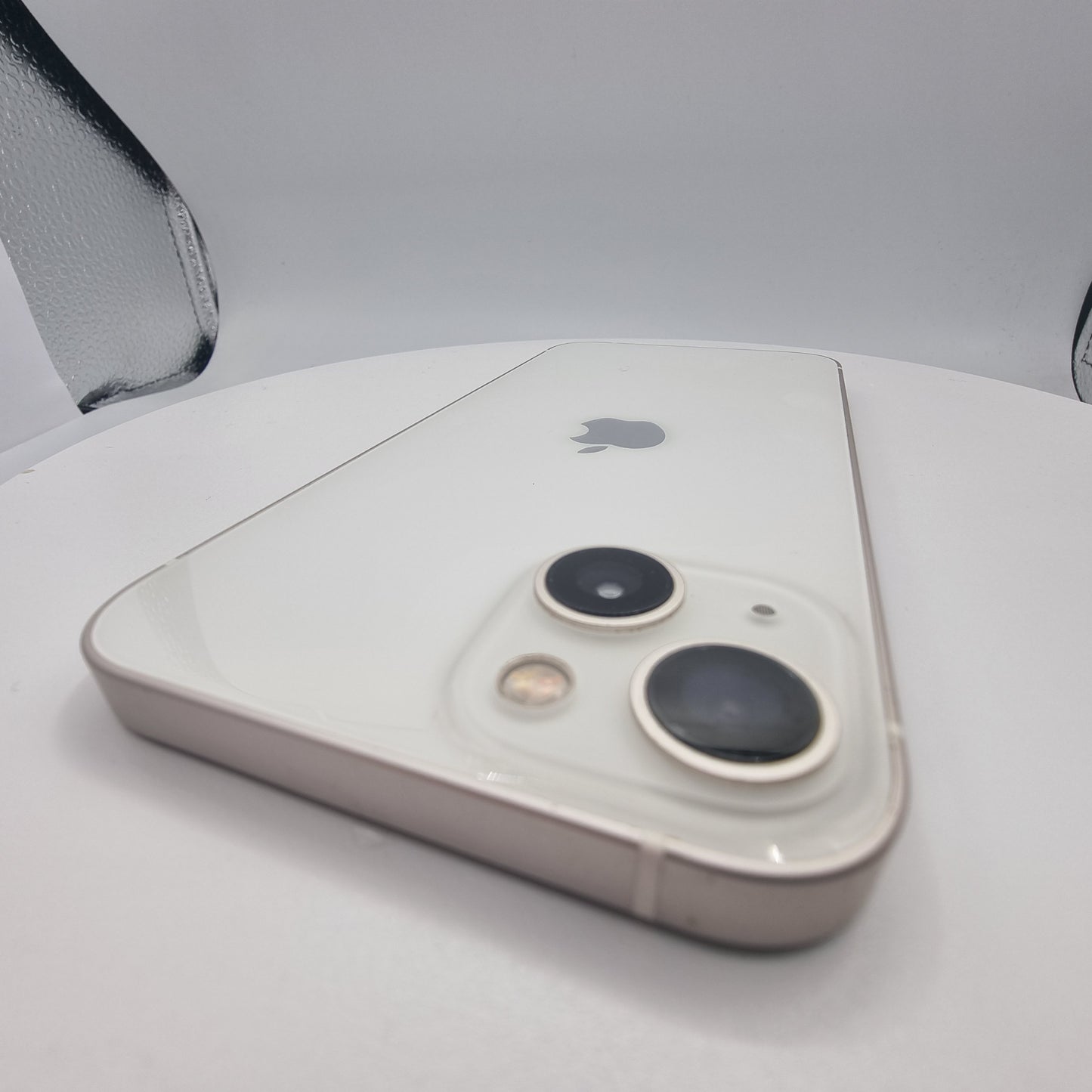 Apple iPhone 13 128GB White, Unlocked Grade B