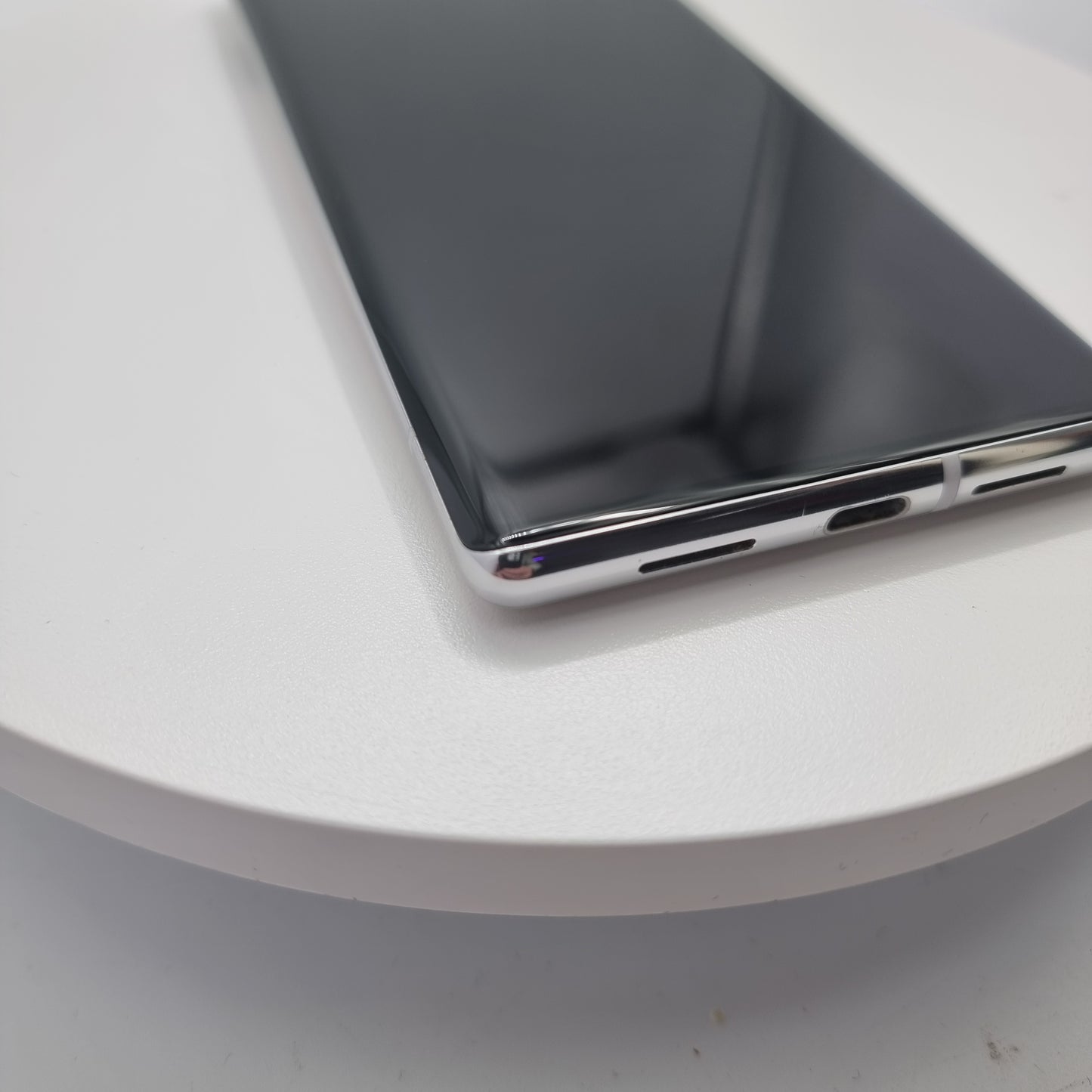 Google Pixel 6 Pro 128GB Cloudy White (Grade A/B), Unlocked