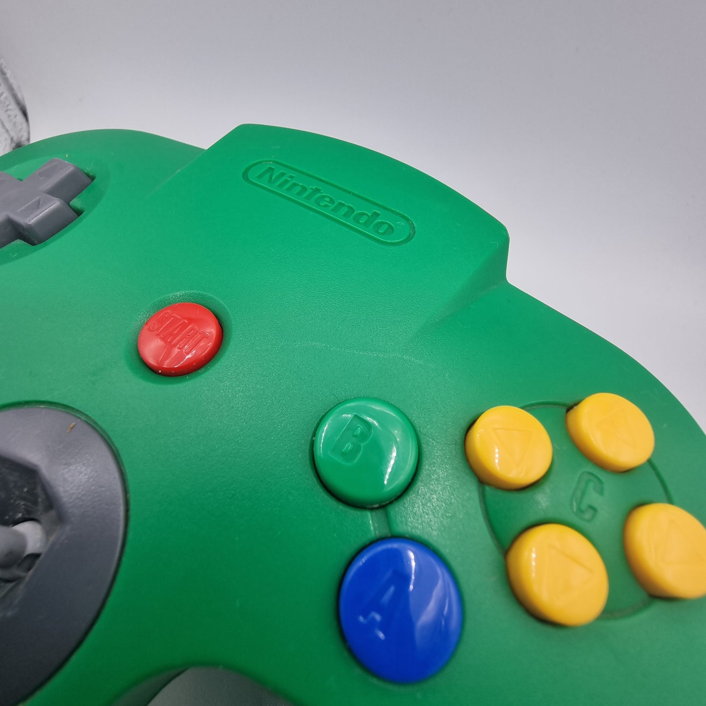 Green Nintendo 64 controller Grade B
