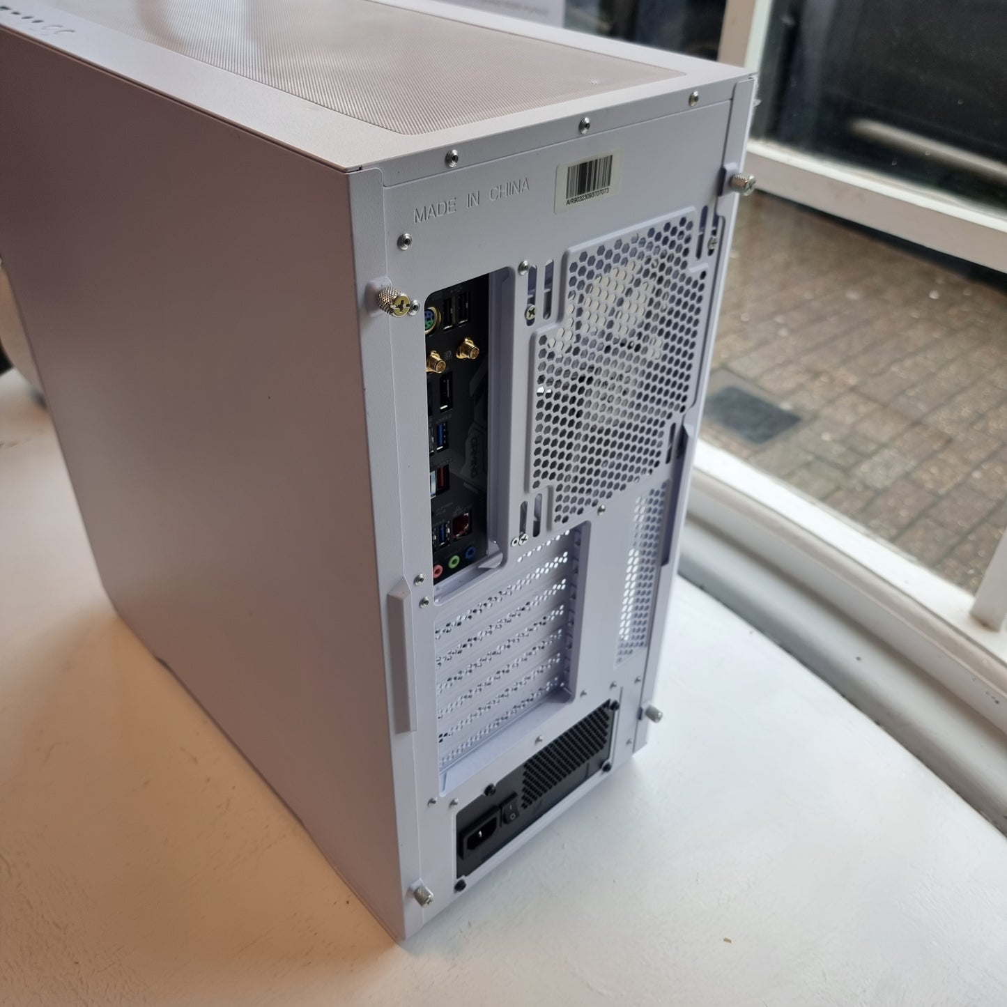 Ryzen 9 7950x3D 16-core, 32 GB Ram DDR 5 CorVeng 5200 Gaming/work PC